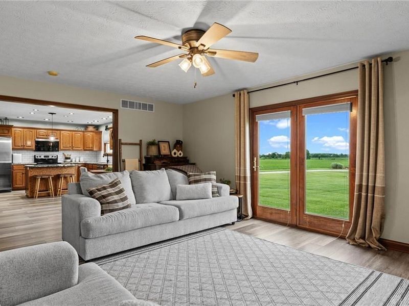14960 Westbrook Road, Brookville, OH 45309 Photo 10