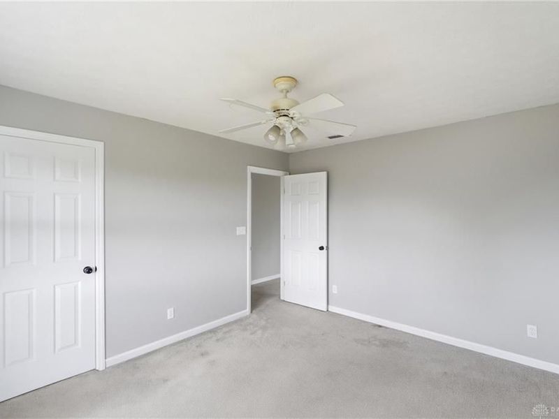 10109 S Cliff Swallow Court, Miamisburg, OH 45342 Photo 19
