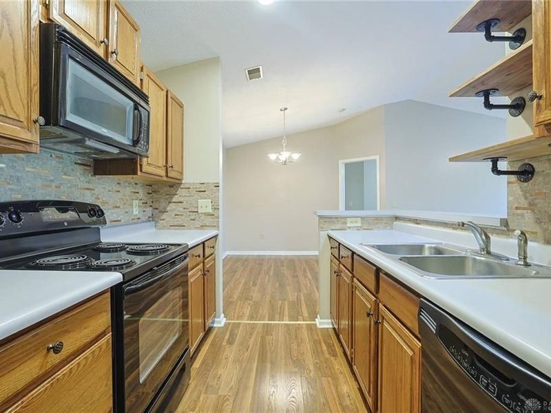 6635 Brigham Square, Unit 7, Centerville, OH 45459 Photo 10