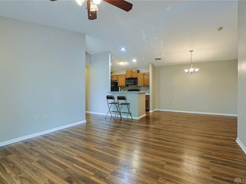 6635 Brigham Square, Unit 7, Centerville, OH 45459 Photo 4