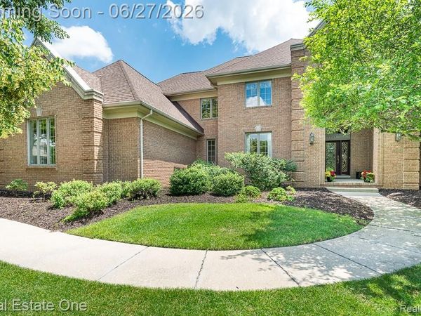 3347 Saint George Court, Rochester, MI 48306