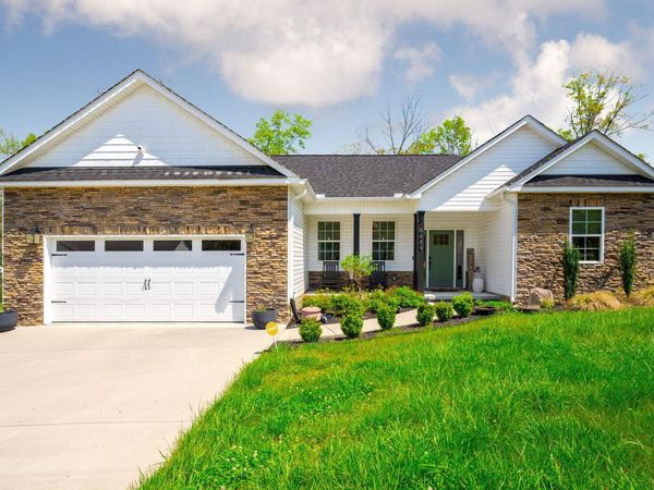 6689 Long Horn Street , Birchwood, TN 37308