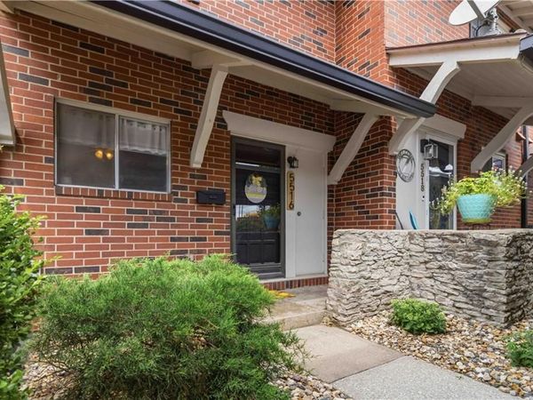 5516 W 97th Street, Overland Park, KS 66207