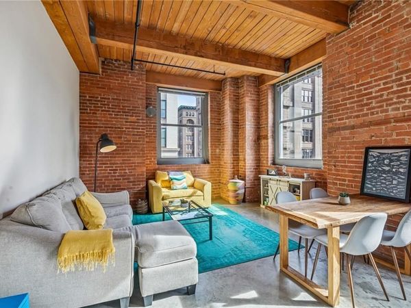 712 Broadway Boulevard, Unit 406, Kansas City, MO 64105