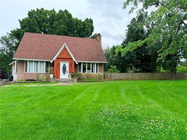 625 Walnut Street, Osceola, MO 64776