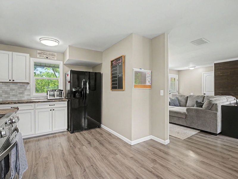 3685 West Drive, Greenville, OH 45331 Photo 8