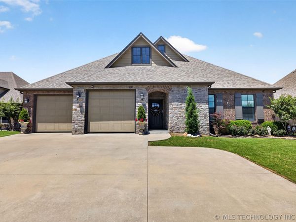 8108 N 77th Avenue, Owasso, OK 74055