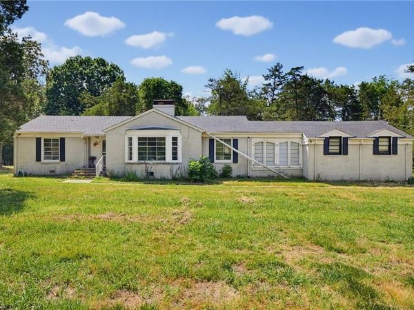 5203 High Point Road, Greensboro, NC 27407
