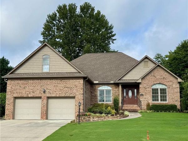 5008 Windsor Court, Elon, NC 27244