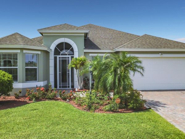 728 Fortunella Circle SW, Vero Beach, FL 32968