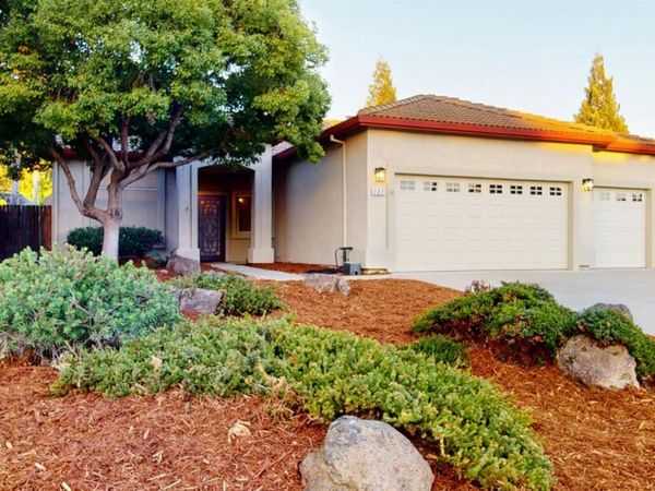 127 Douglas Dr, Lincoln, CA 95648