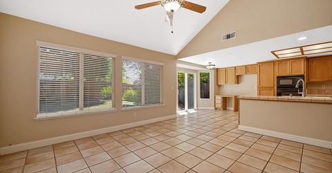 200 Luna Cir, Folsom, CA 95630 Photo