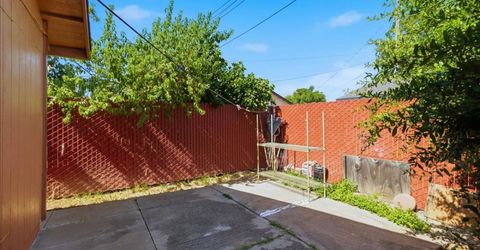 6109 6109 Hermosa St, Sacramento, CA 95822 Photo