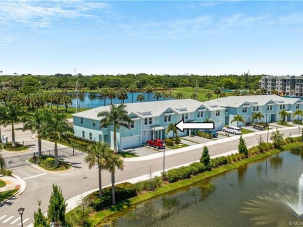 325 SE Halifax Lane , Stuart, FL 34994