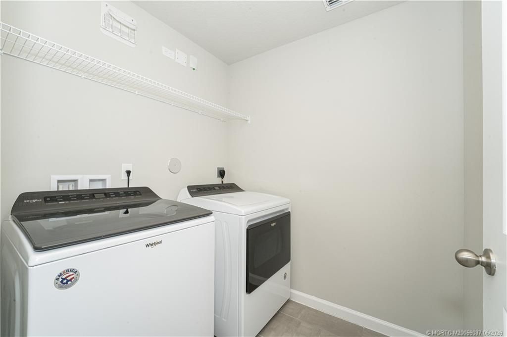 325 SE Halifax Lane , Stuart, FL 34994 Photo