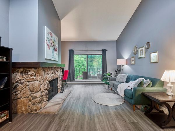 5140 W 102nd Street, Unit 304, Bloomington, MN 55437