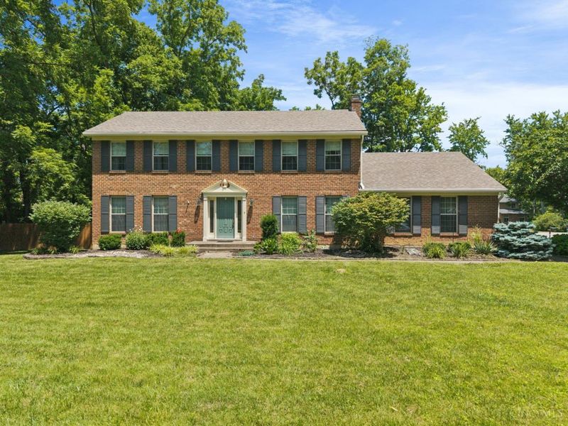 6400 Roth Ridge Drive, Loveland, OH 45140 Photo 2