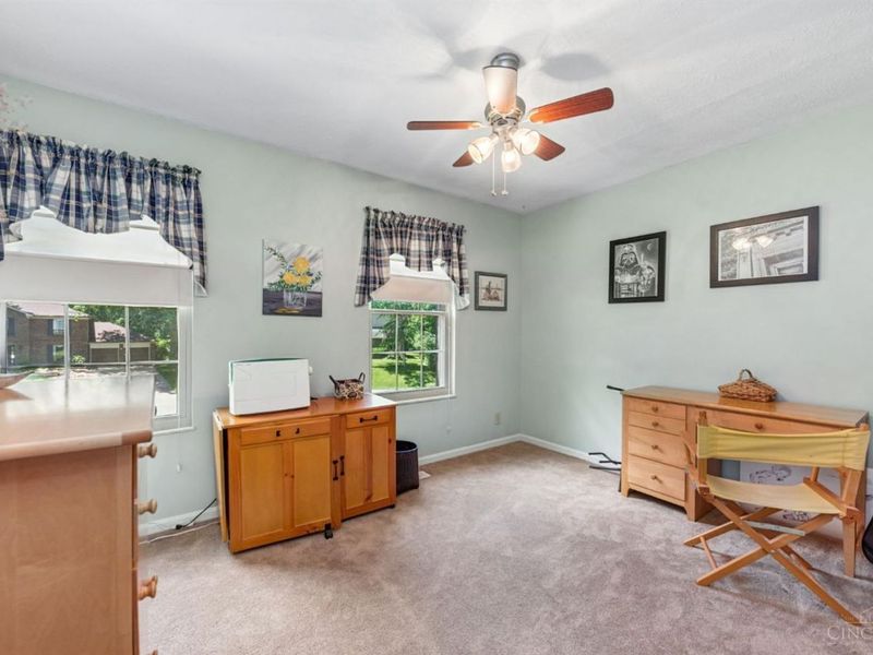 6400 Roth Ridge Drive, Loveland, OH 45140 Photo 24