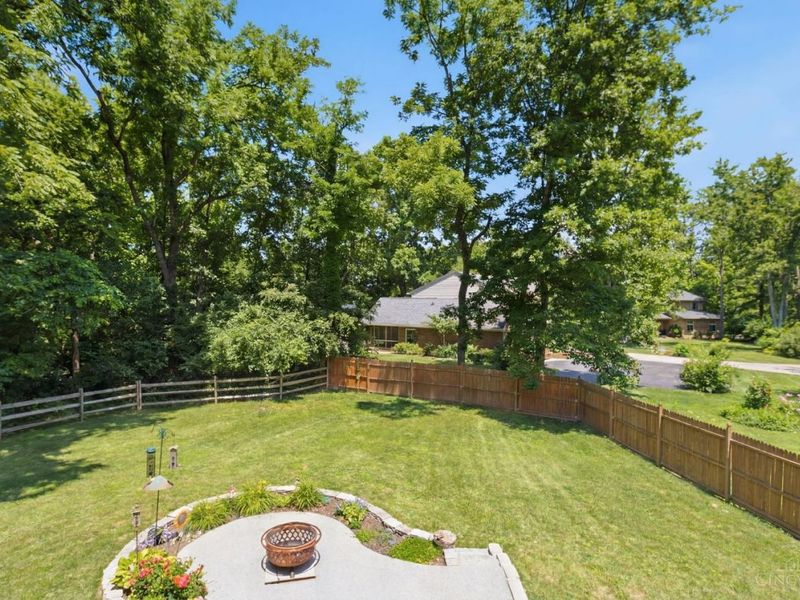 6400 Roth Ridge Drive, Loveland, OH 45140 Photo 34