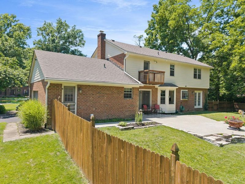 6400 Roth Ridge Drive, Loveland, OH 45140 Photo 38