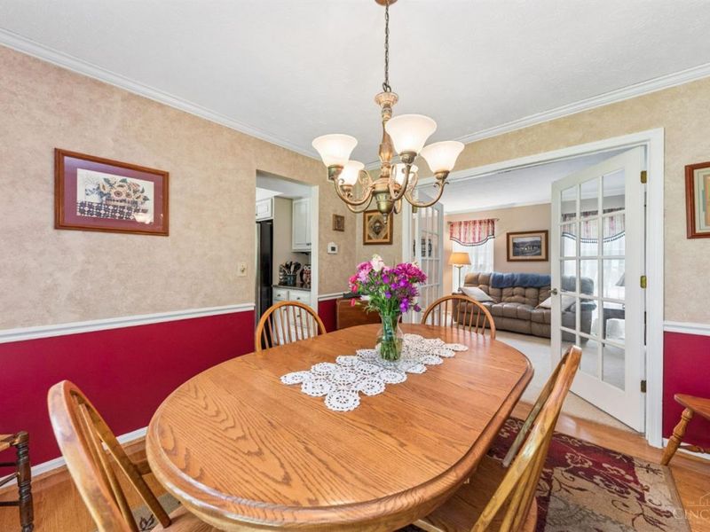 6400 Roth Ridge Drive, Loveland, OH 45140 Photo 8