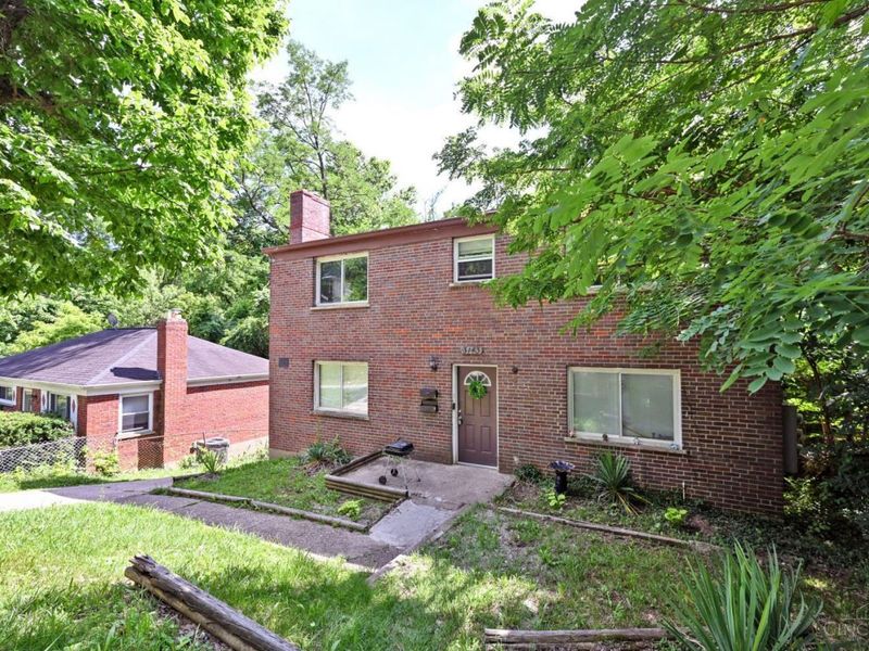 3143 Saffer Street, Cincinnati, OH 45211 Photo 2