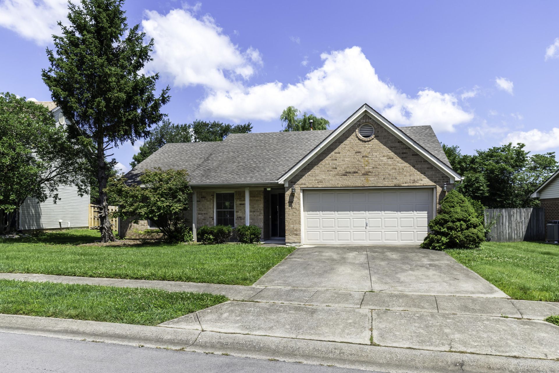 345 Chestnut Lane, Versailles, KY 40383 Main Photo