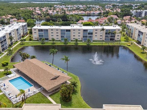 414 SE 10th St , Unit 108, Dania Beach, FL 33004
