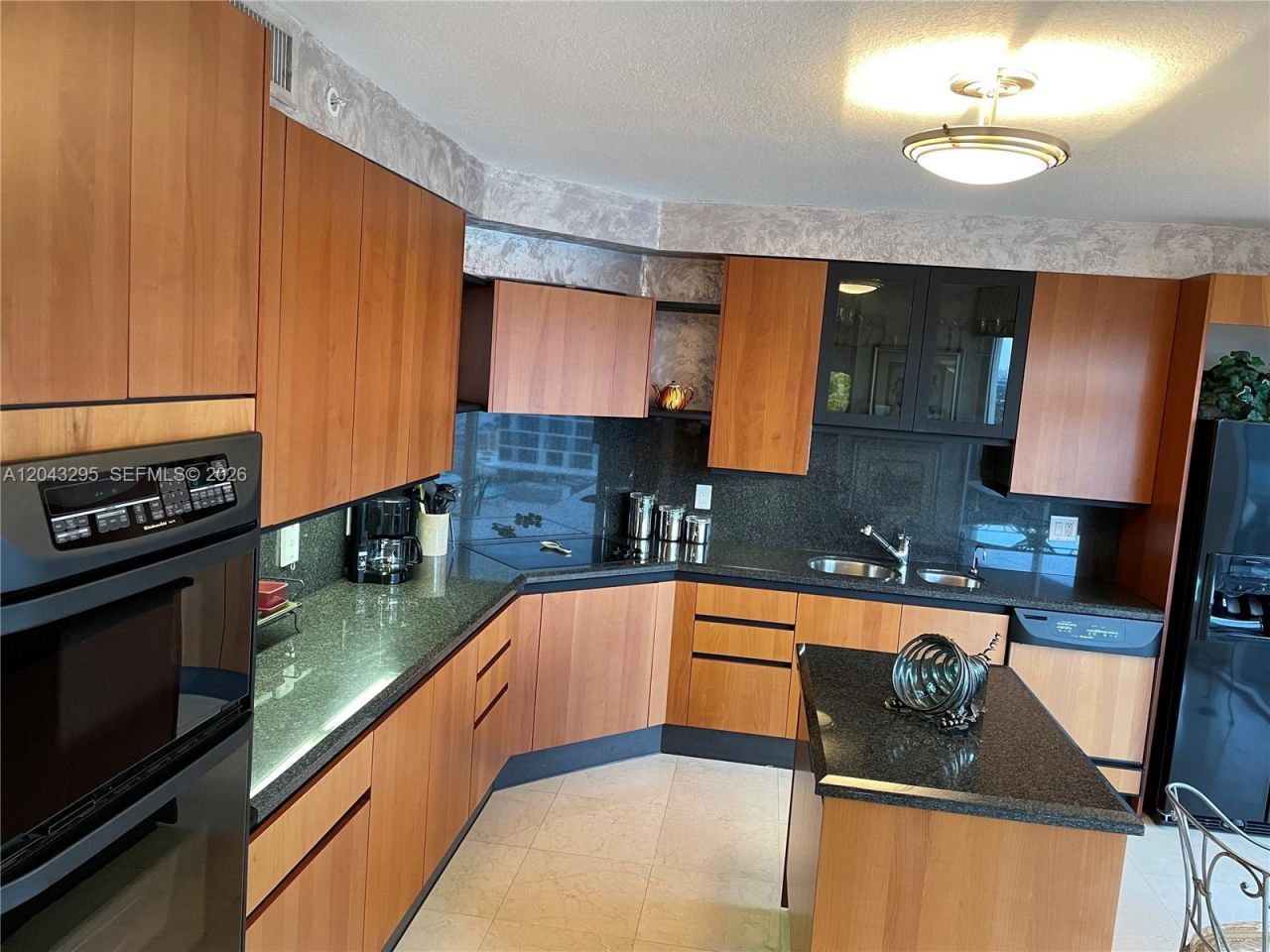 17555 Collins Ave , Unit 1906, Sunny Isles Beach, FL 33160 Photo