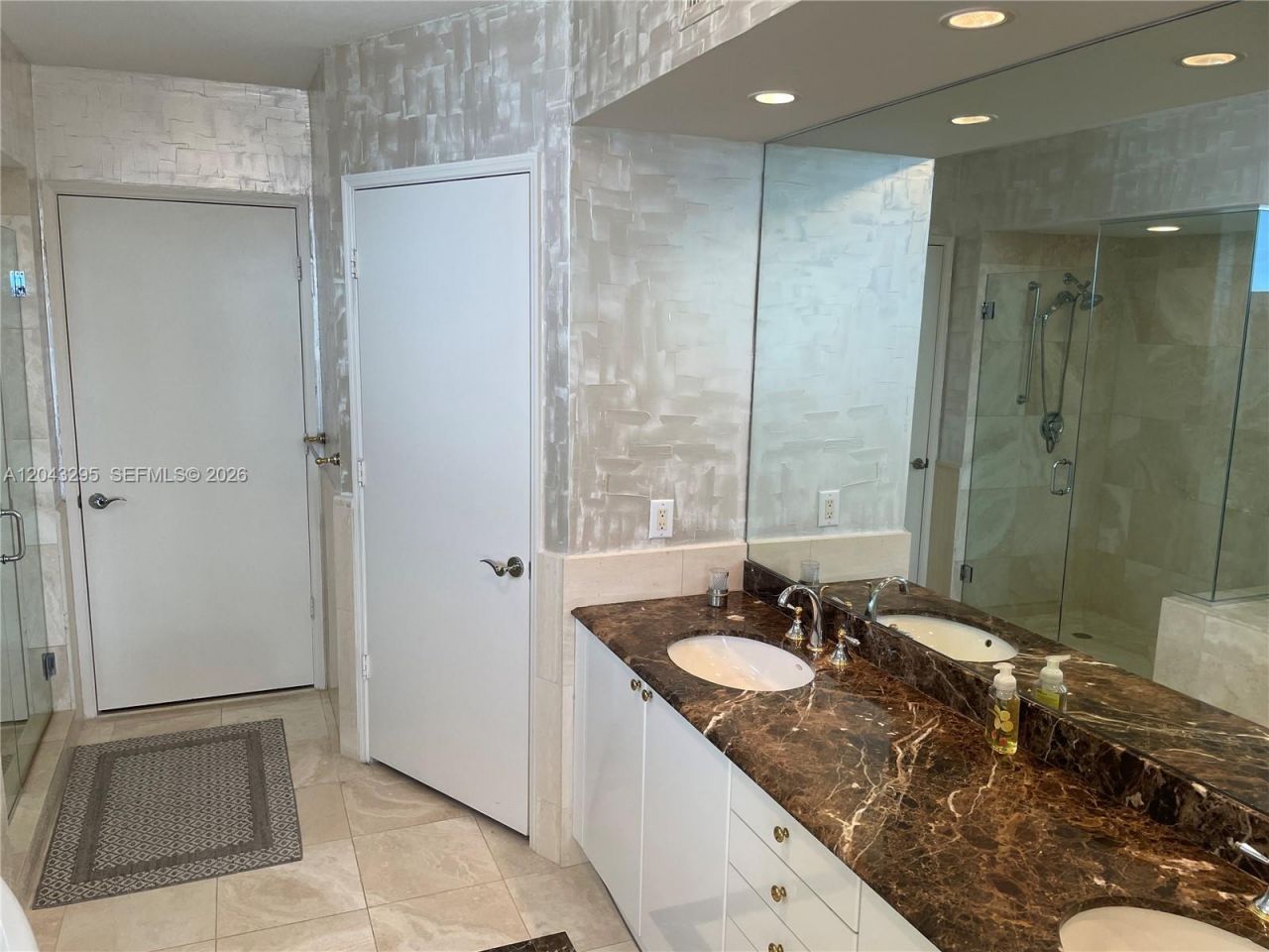 17555 Collins Ave , Unit 1906, Sunny Isles Beach, FL 33160 Photo