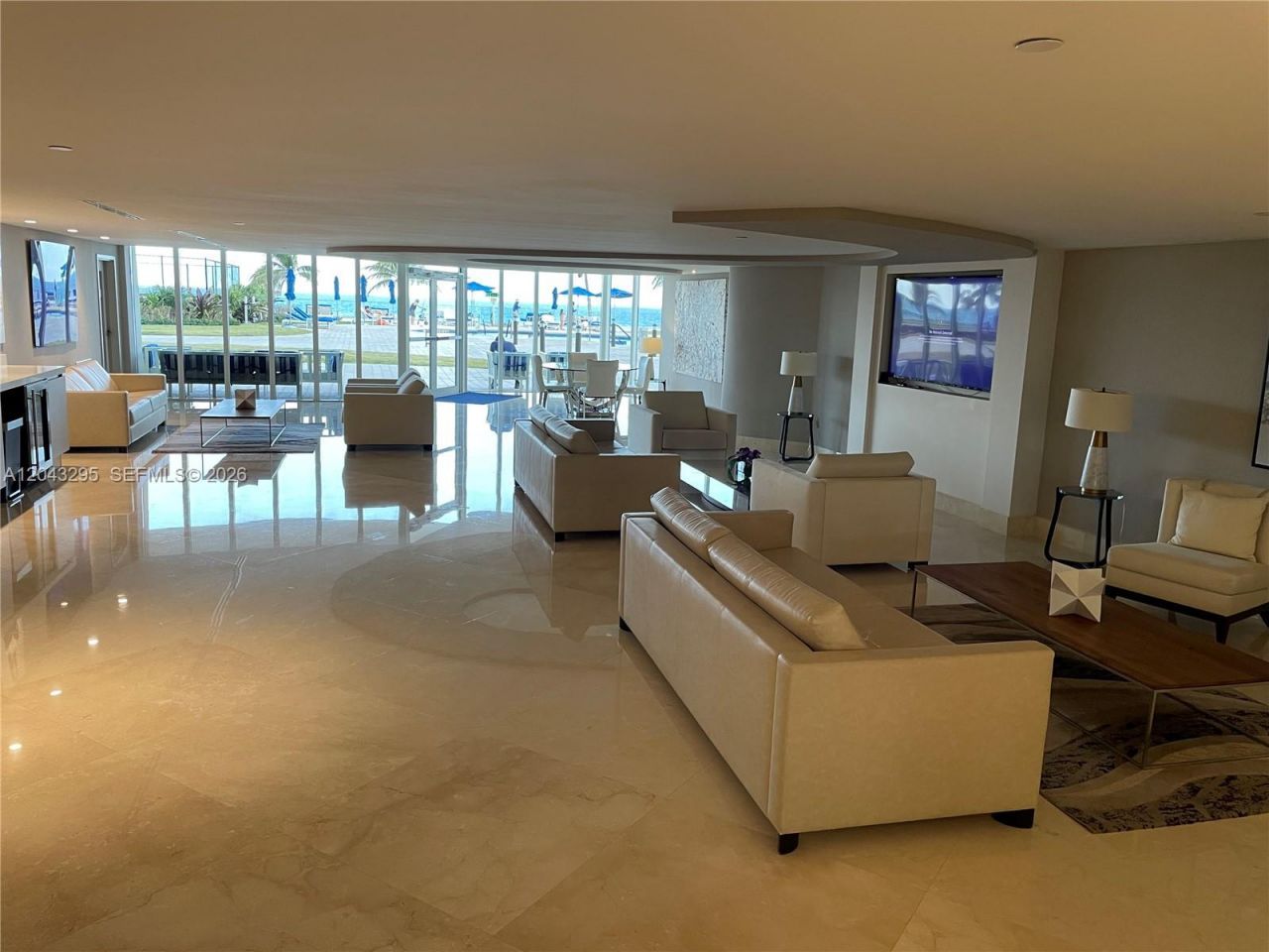 17555 Collins Ave , Unit 1906, Sunny Isles Beach, FL 33160 Photo