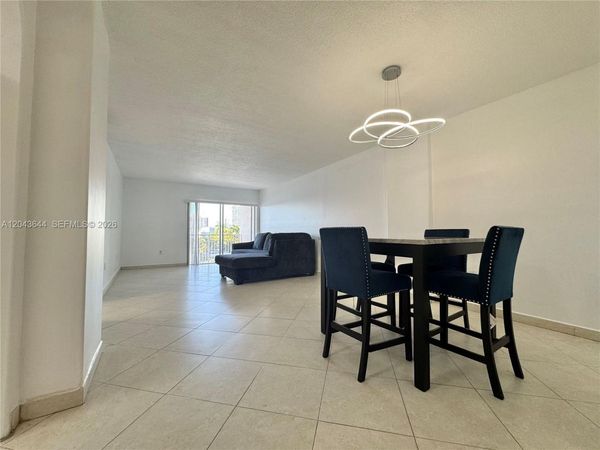 400 Kings Point Dr , Unit 411, Sunny Isles Beach, FL 33160