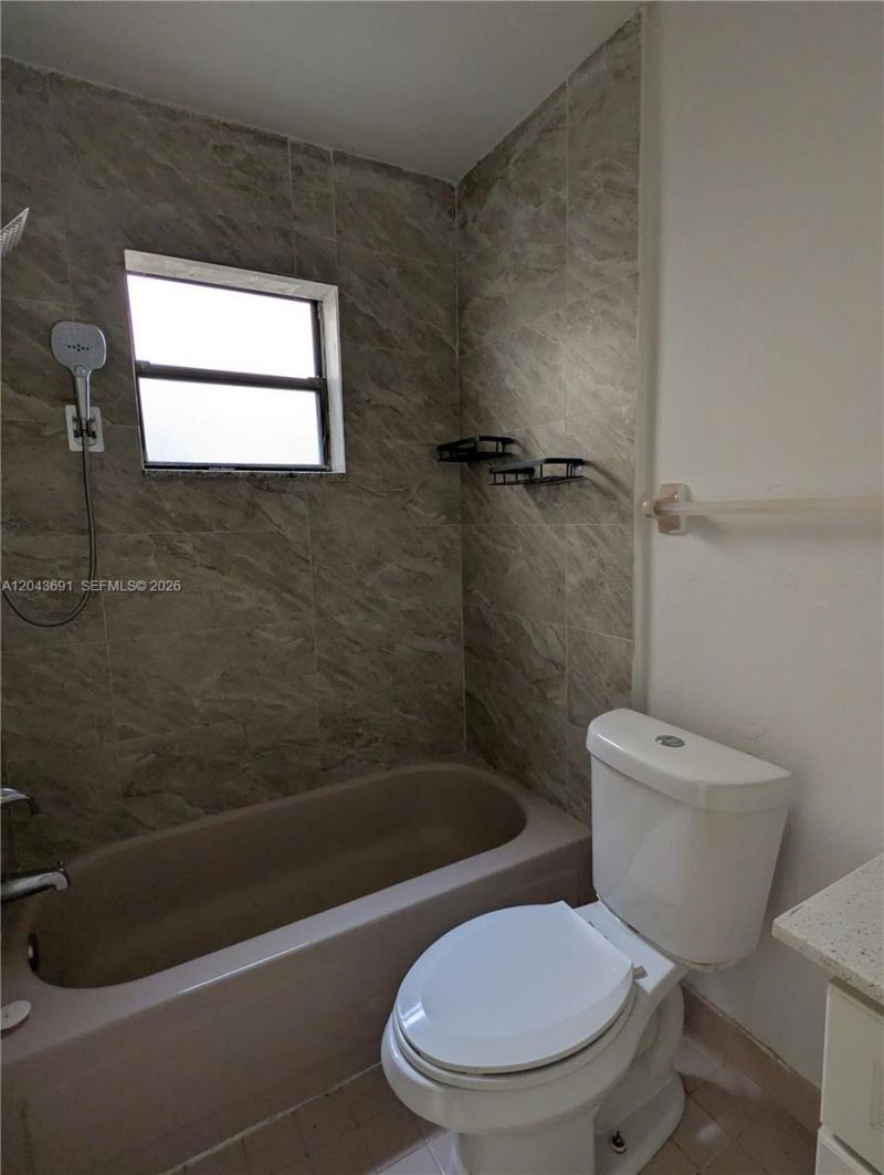 7502 NW 33rd St, Lauderhill, FL 33319 Photo