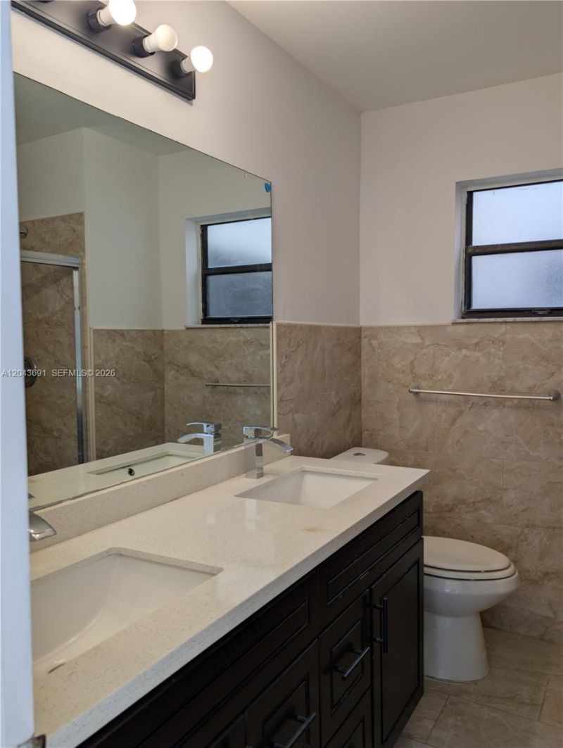 7502 NW 33rd St, Lauderhill, FL 33319 Photo
