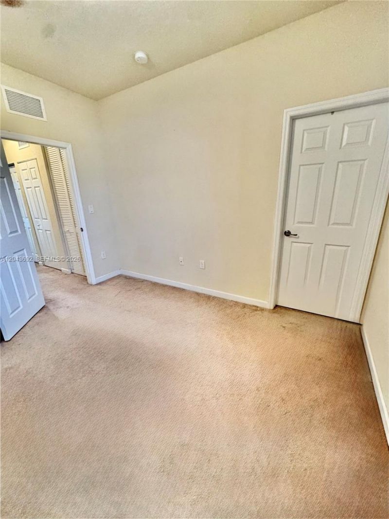 8805 W 35th Ave, Hialeah, FL 33018 Photo