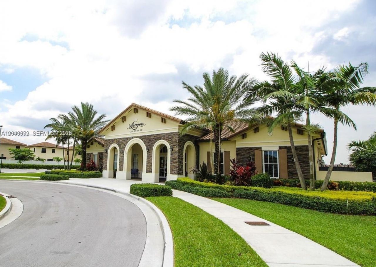 8805 W 35th Ave, Hialeah, FL 33018 Photo