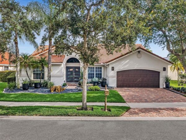 639 Verona Pl , Weston, FL 33326