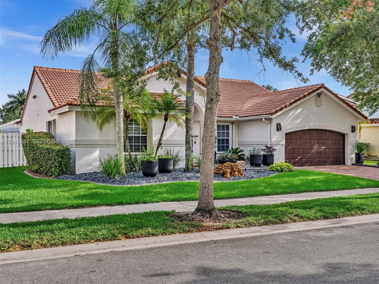 639 Verona Pl, Weston, FL 33326 Photo