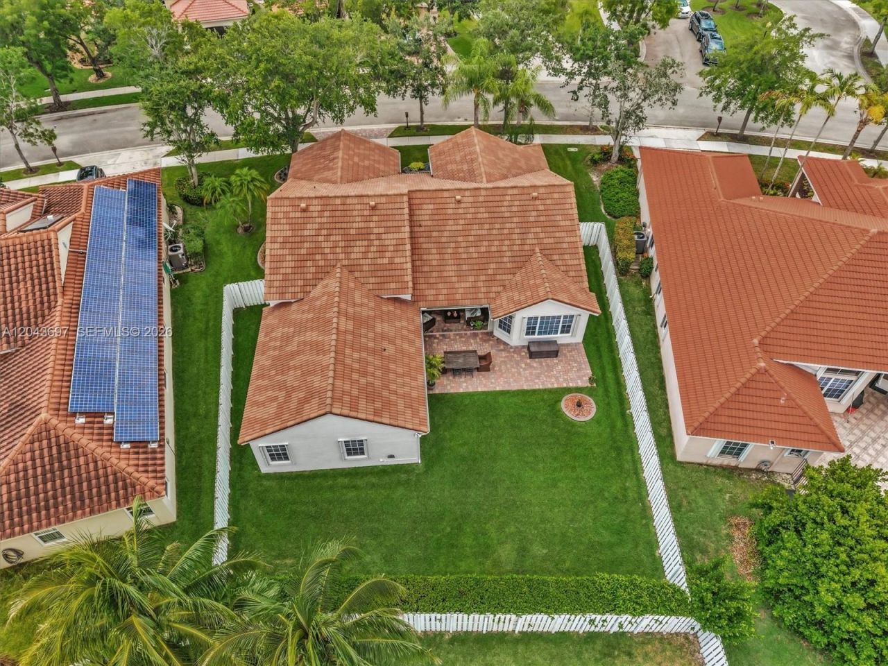 639 Verona Pl, Weston, FL 33326 Photo
