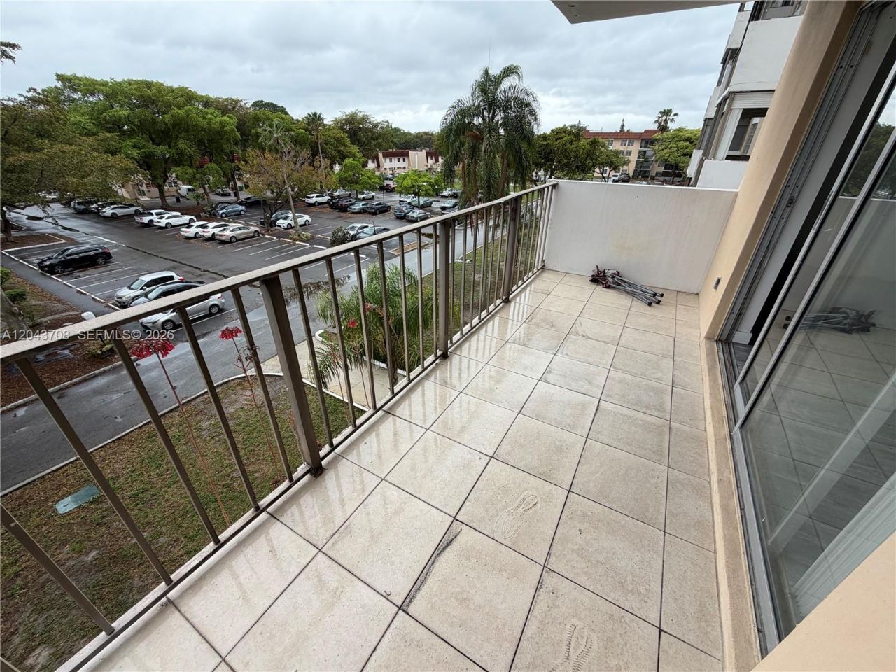 4174 Inverrary Dr , Unit 408, Lauderhill, FL 33319 Photo