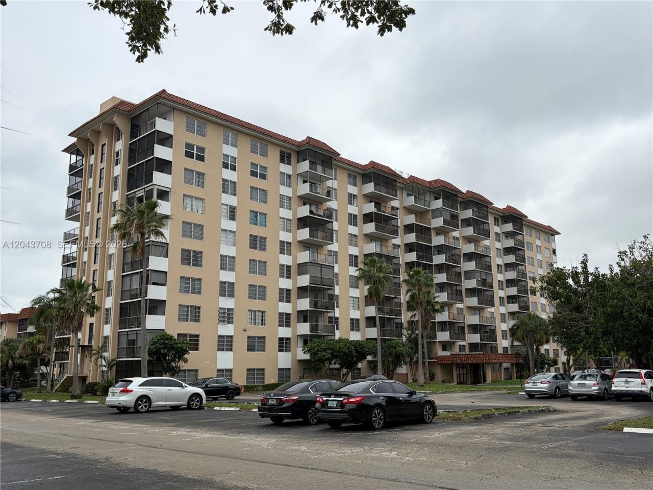 4174 Inverrary Dr , Unit 408, Lauderhill, FL 33319 Photo