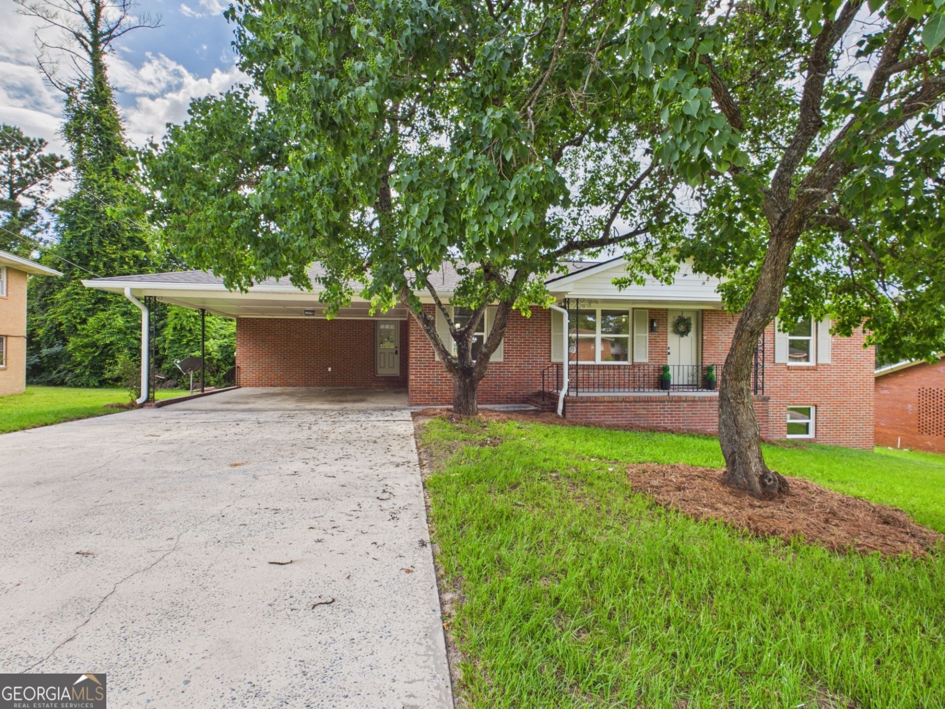 1562 Berkshire Drive, Macon, GA 31206 Main Photo