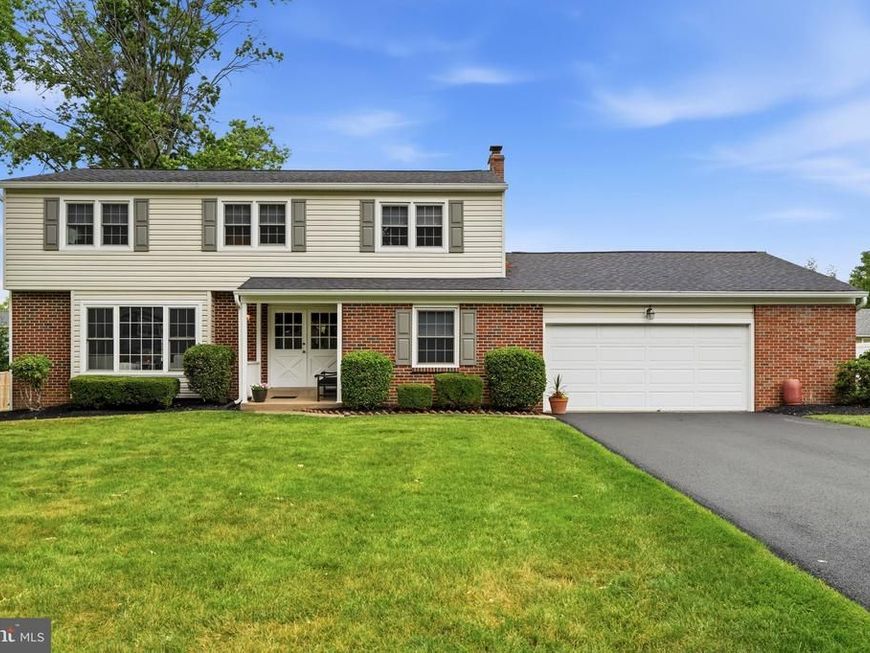554 Keating Drive , Yardley, PA 19067 Main Photo