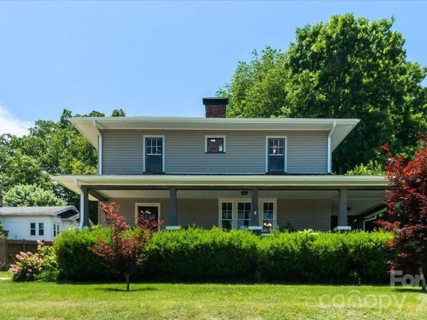 203 Pennsylvania Avenue, Canton, NC 28716