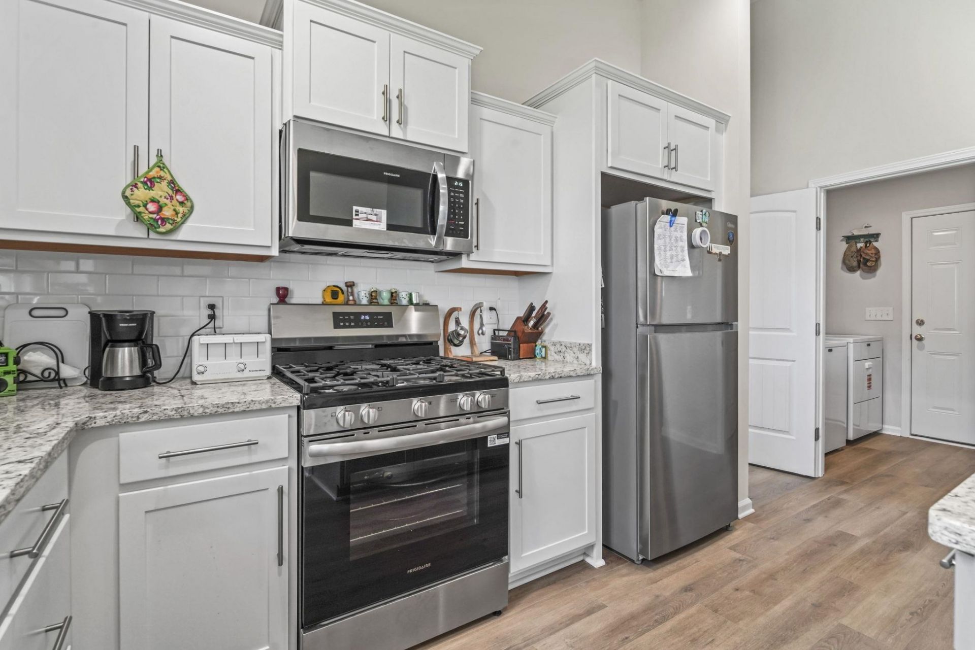 602 Lightwood Dr. Photo 13