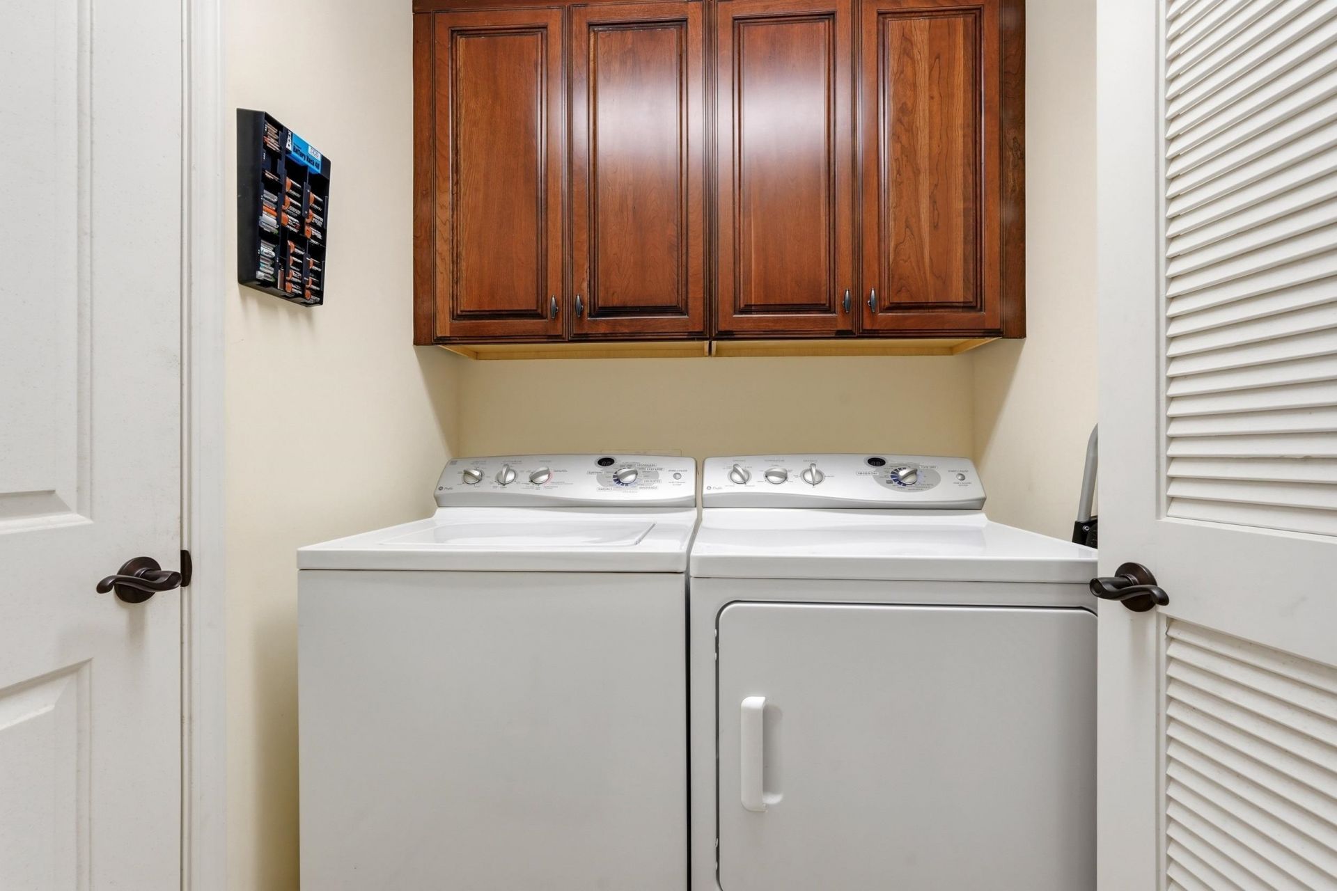 9547 Edgerton Dr.  Photo 38