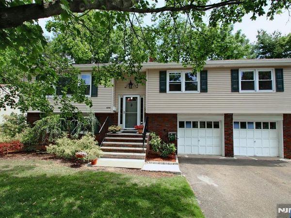 42-05 Naugle Drive, FAIR LAWN, NJ 07410