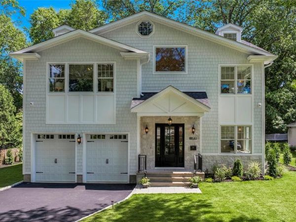 4 Garden Court, Ho-Ho-Kus, NJ 07423
