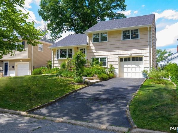 765 Grove Street, RAHWAY, NJ 07065