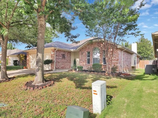 12109 Angel Food Lane, Fort Worth, TX 76244